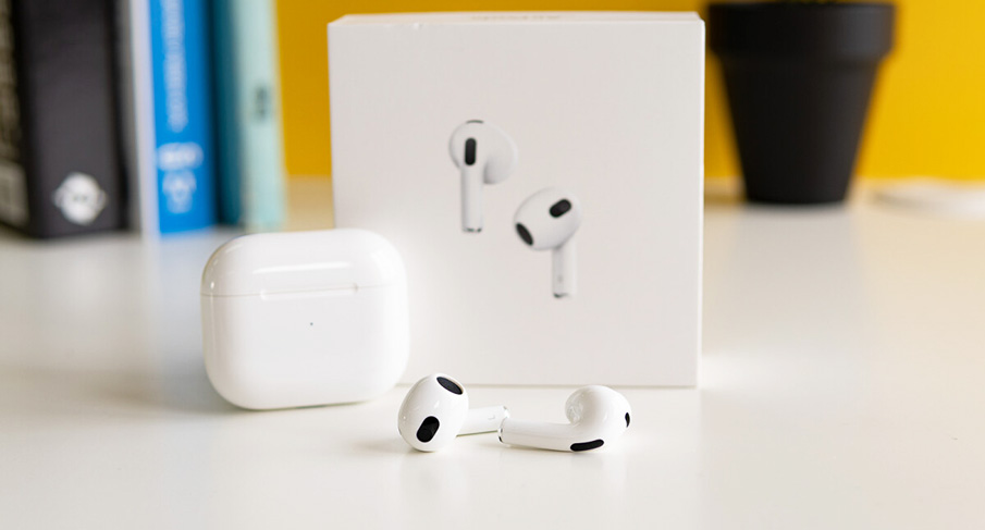 Наушники Apple AirPods 3 (2021) в зарядном футляре, белый