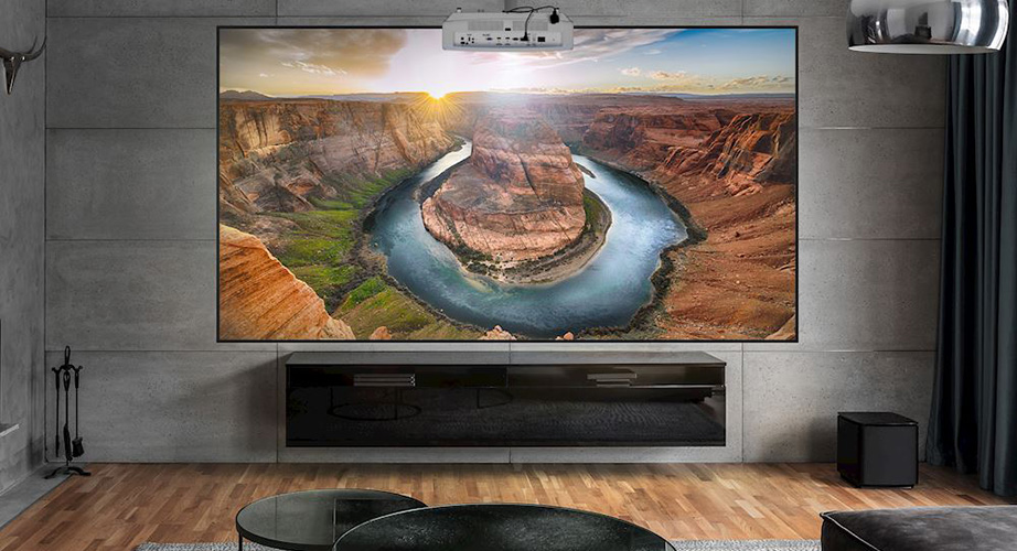 Проектор Optoma UHZ65LV 3840x2160, 2000000:1, 5000 лм, DLP, 9.8 кг