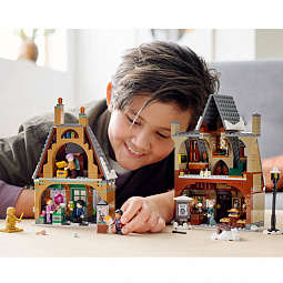 Конструктор LEGO Harry Potter 76388 Визит в деревню Хогсмид - фото 3