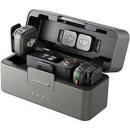 Беспроводной микрофон DJI Mic 3 (2TX + 1RX + Charging Case) - фото 1