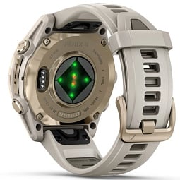 Умные часы Garmin FENIX 8 43mm Amoled Sapphire Soft Gold with Fog Gray/Dark Sandstone Silicone Band (010-02903-18) - фото 6