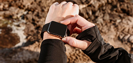 Сравнение умных часов Apple Watch Series 10 и Samsung Galaxy Watch 7 — фото