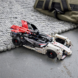 Конструктор LEGO Technic 42137 Formula E Porsche 99X Electric - фото 10